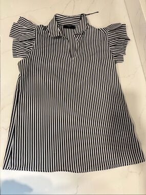 Tahari Black & White Striped Ruffle Sleeve V-Neck Blouse